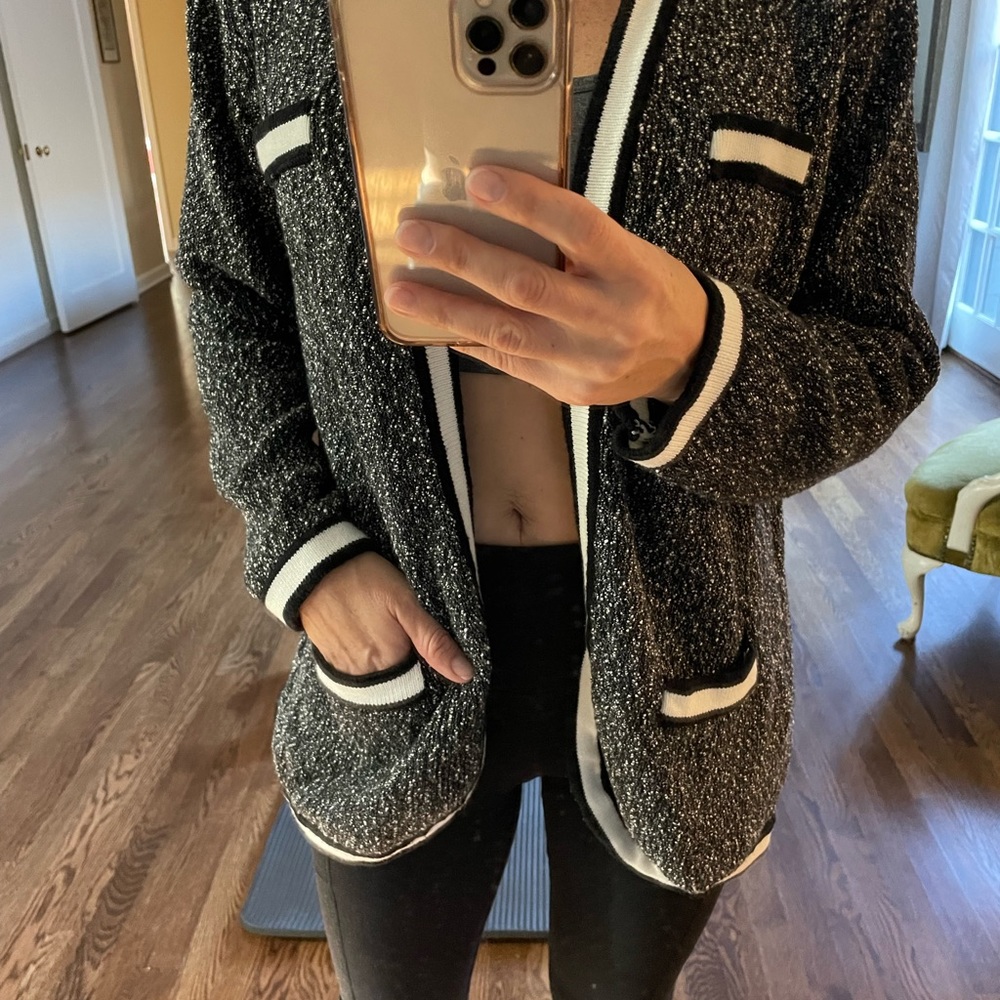 Classic Calvin Klein Small black and white Sweater